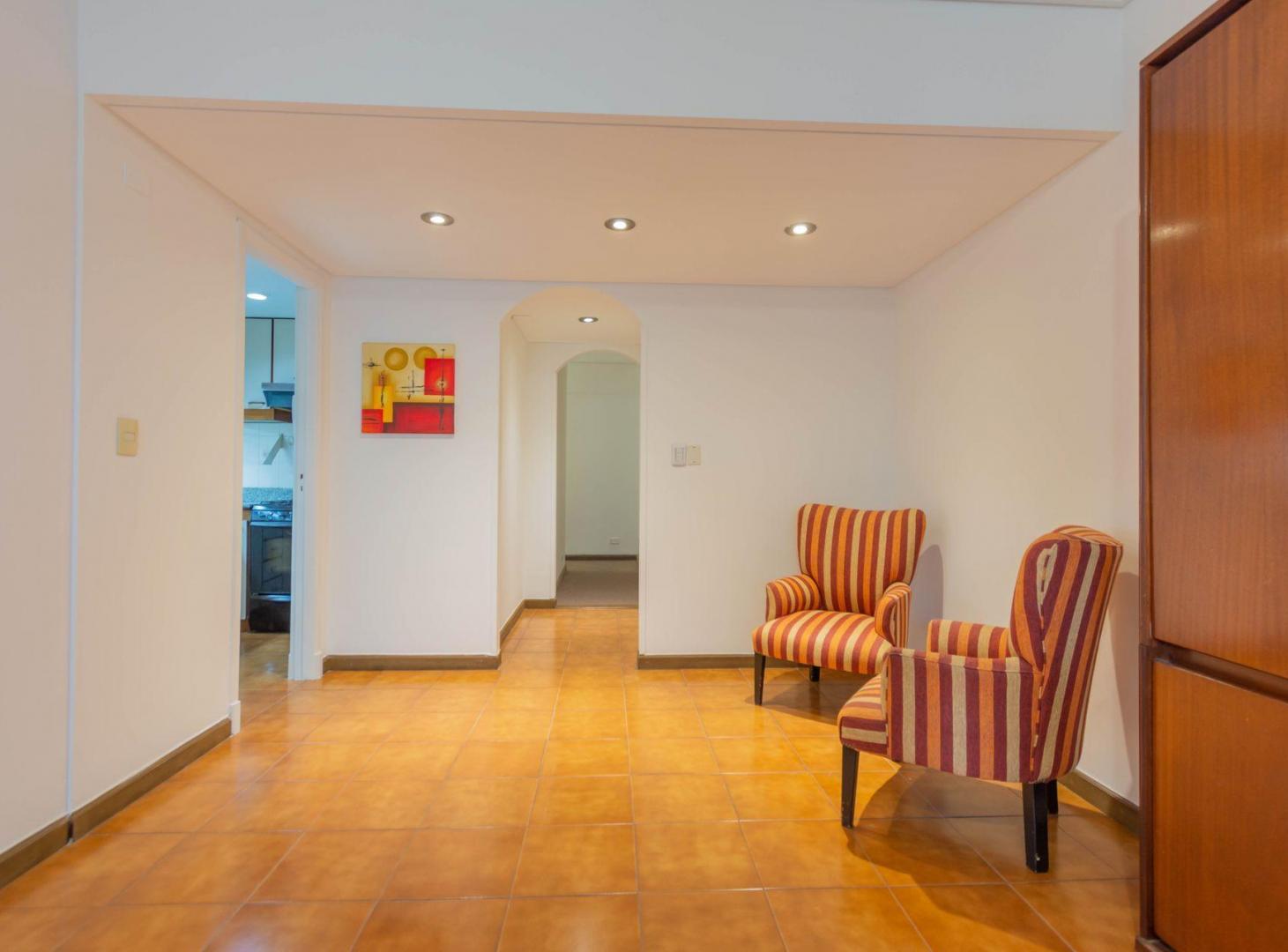 Foto de VENTA DEPARTAMENTO 4 AMB -ESTUDIO BELGRANO BALCON, imagen 3