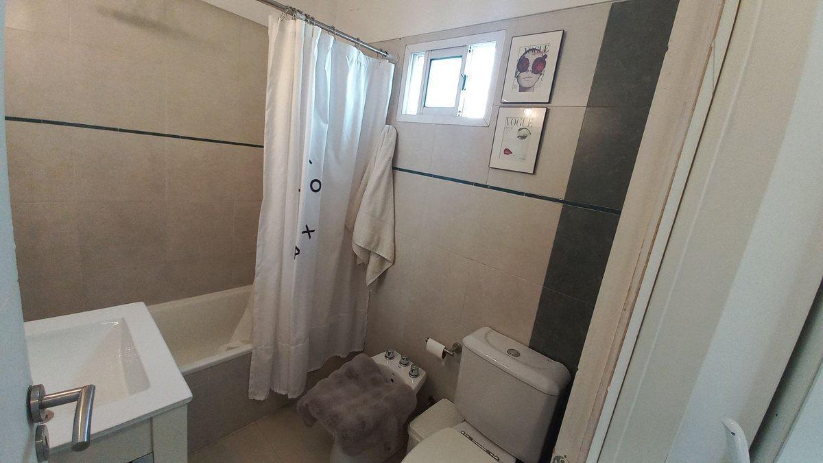 Foto de VENTA DEPTO 2 AMB VILLA GRAL MITRE FRENTE BALCÓN, imagen 3
