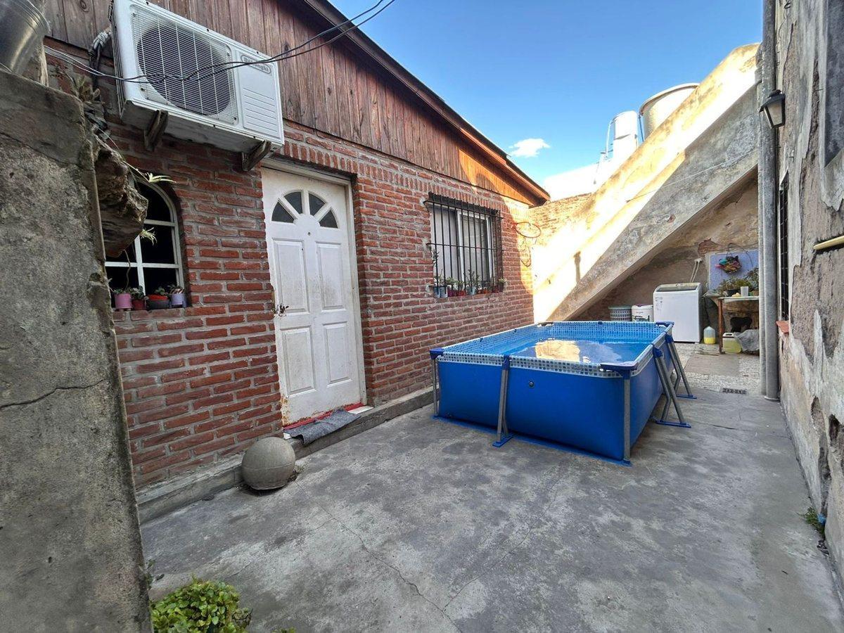 Foto de Casa 4 ambientes Venta Gerli Multifamiliar c/Patio, imagen 2