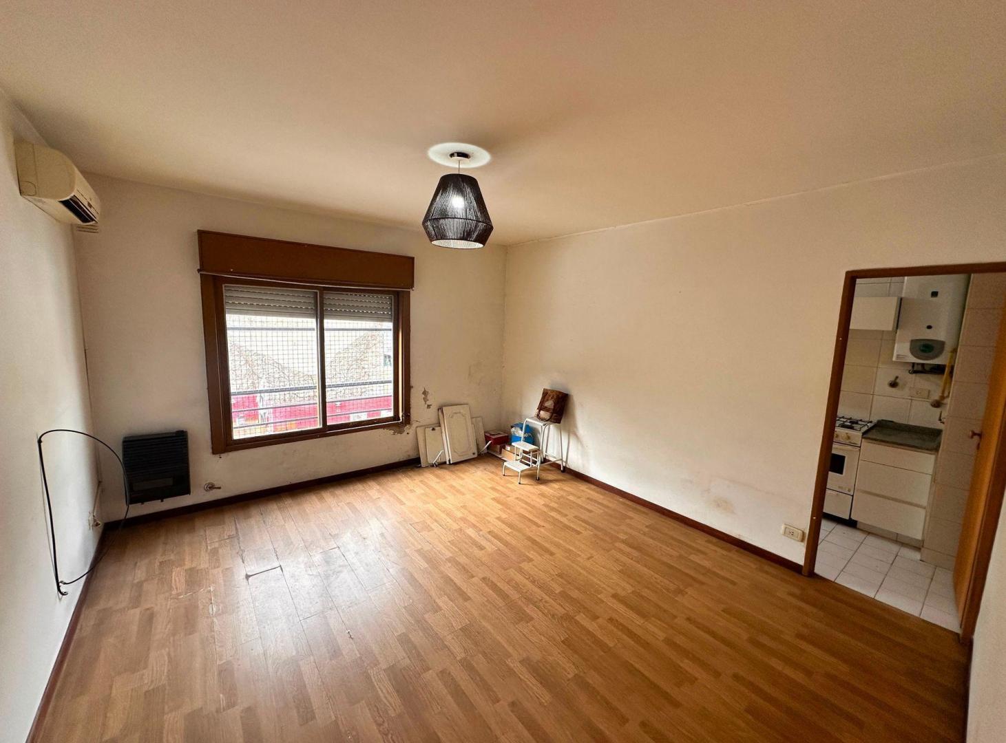 Foto de VENTA 2 AMBIENTES CON BALCÓN EN VILLA CRESPO, imagen 2