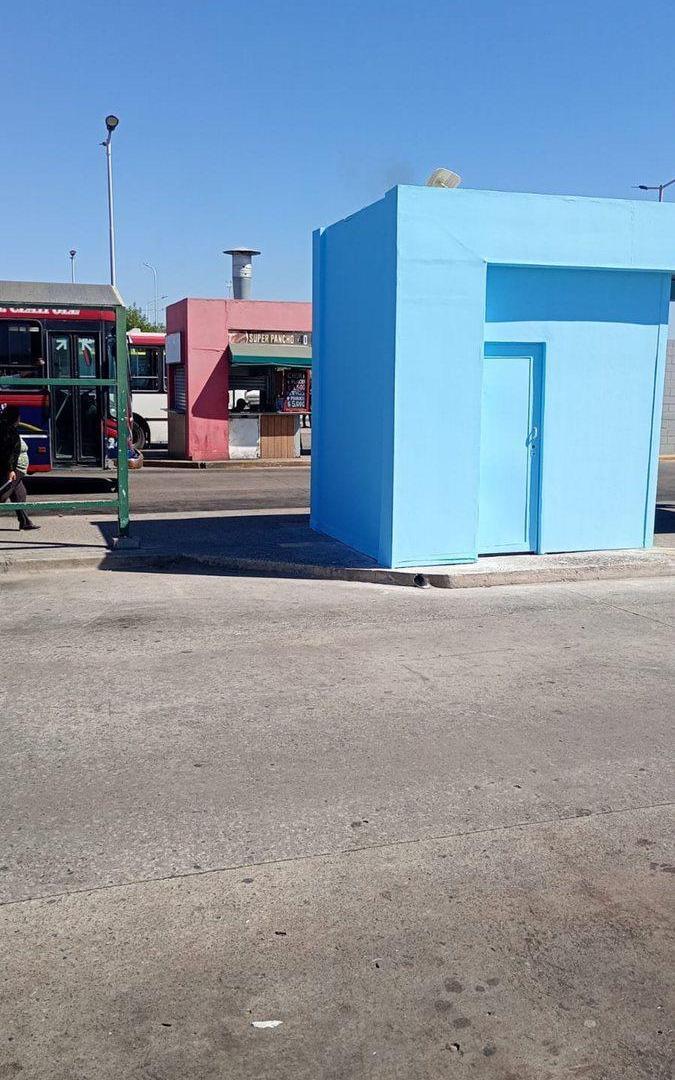 Foto de LOCAL COMERCIAL EN ESTACION DE COLECTIVOS, imagen 2