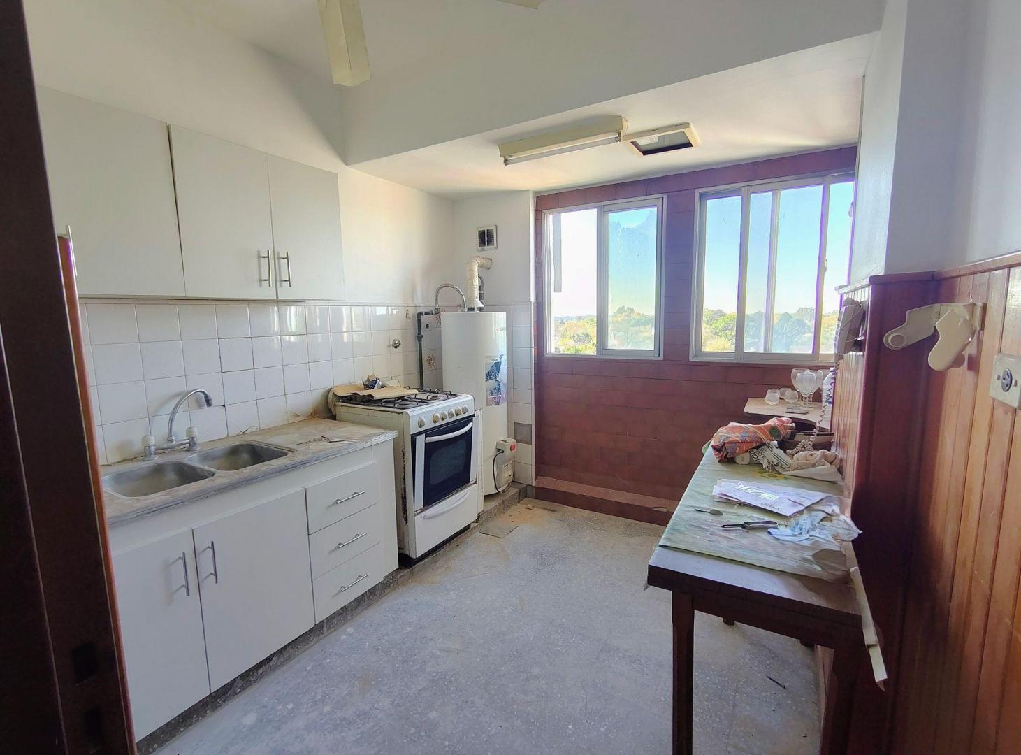 Foto de Venta Depto 3 amb Don Bosco C/Cochera - Luminoso, imagen 3