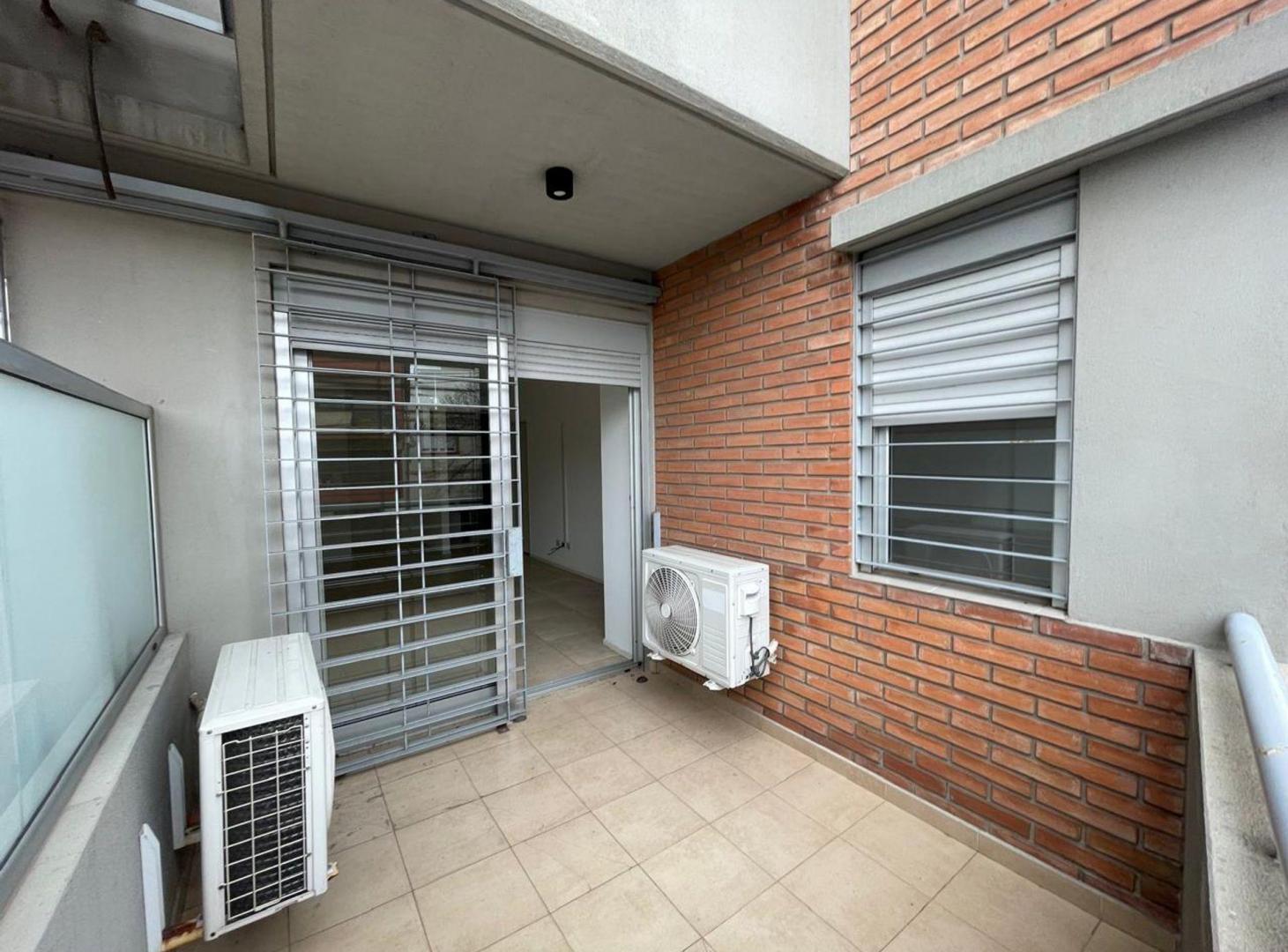 Foto de ALQUILER 2 AMB AL FRENTE BALCON SUITE Y VESTIDOR, imagen 4