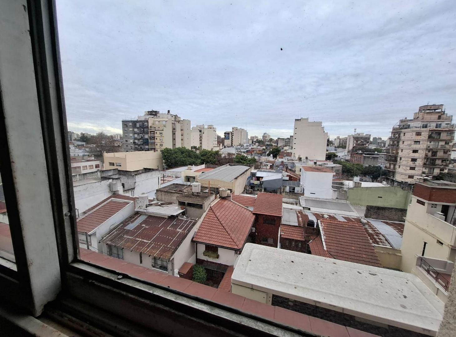 Foto de DPTO 4 AMB VENTA VILLA GRAL MITRE COCHERA, imagen 2