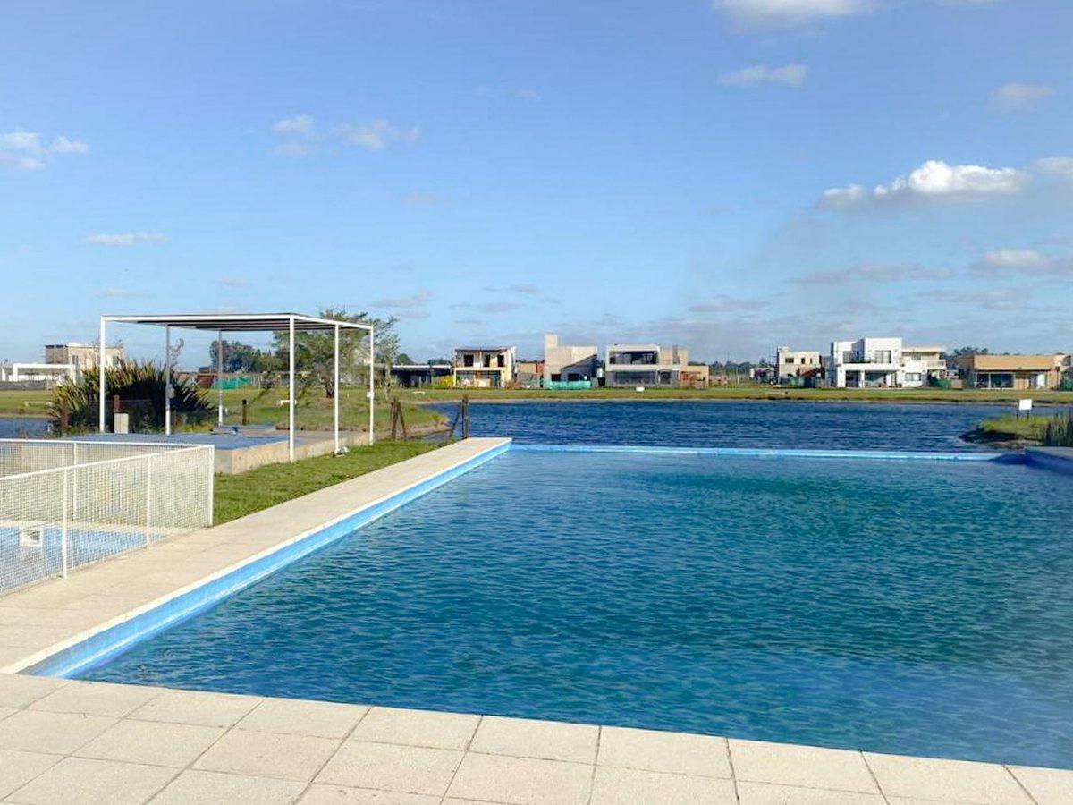Foto de VENTA CASA 4 AMB BARRIO LAGUNA AZUL EZEIZA, imagen 5
