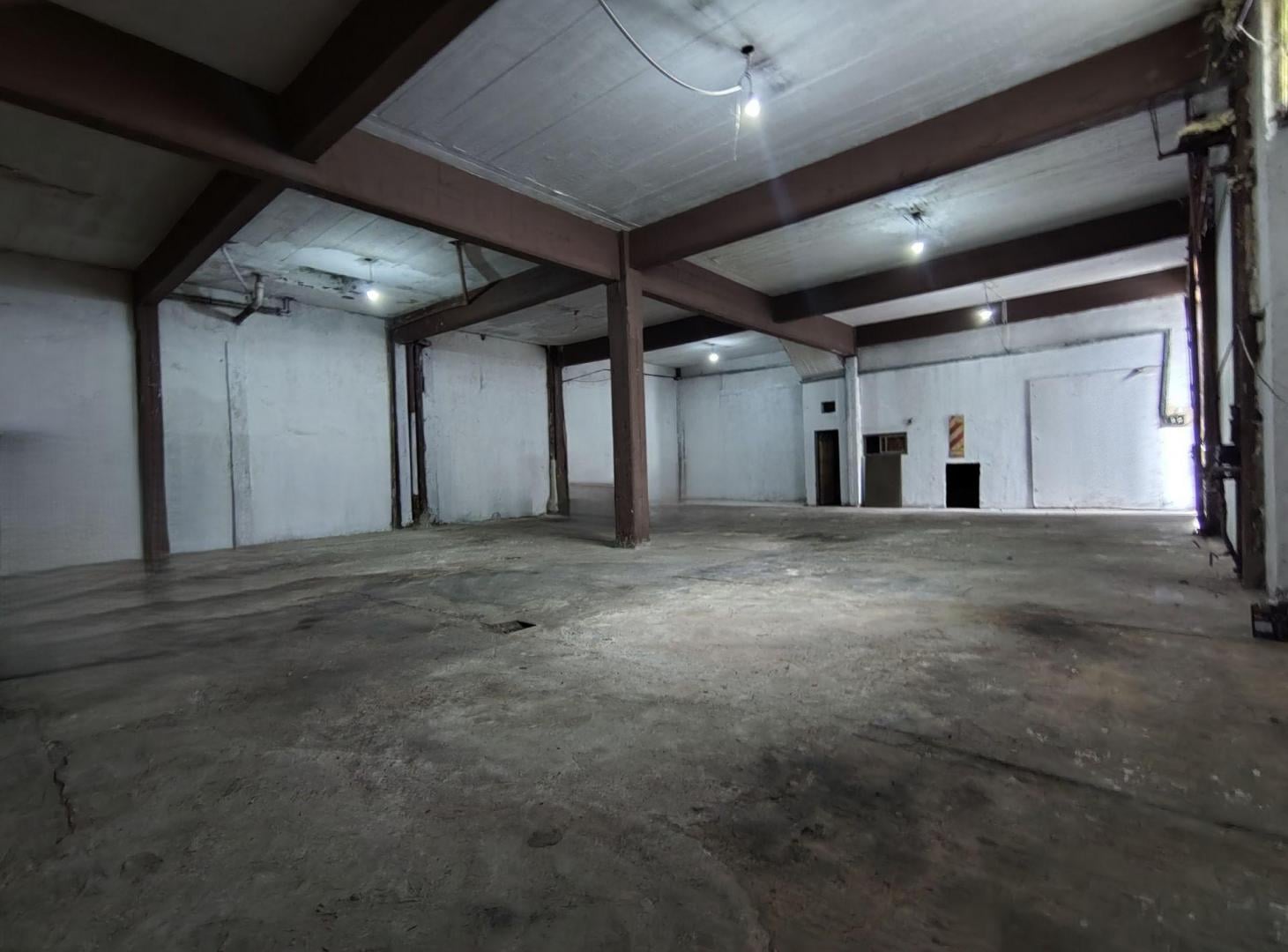 Foto de Venta Galpón + Vivienda Villa Dominico c/Terraza, imagen 4