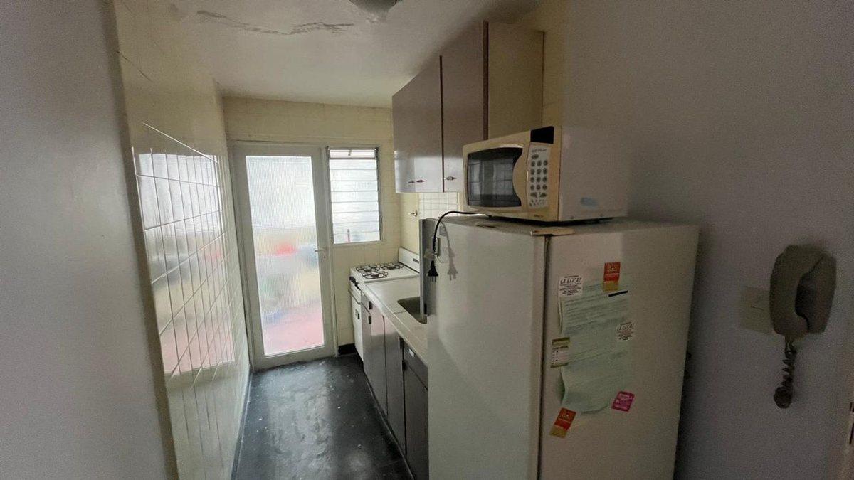 Foto de VENTA DE DEPTO 2 AMB C/PATIO ALMAGRO APTO CREDITO, imagen 5