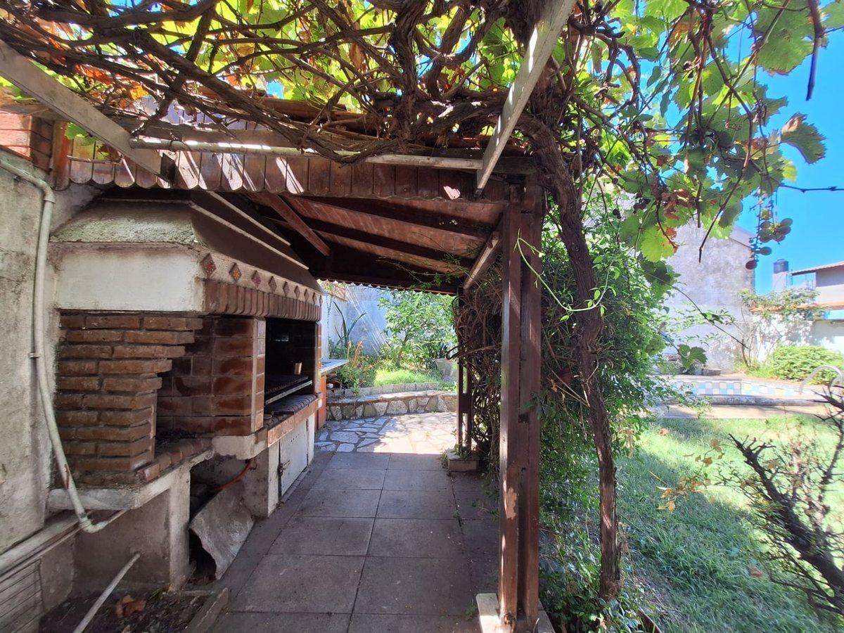 Foto de VENTA CASA 3 AMB.EN SAN ANDRES CON PILETA Y PARQUE, imagen 4