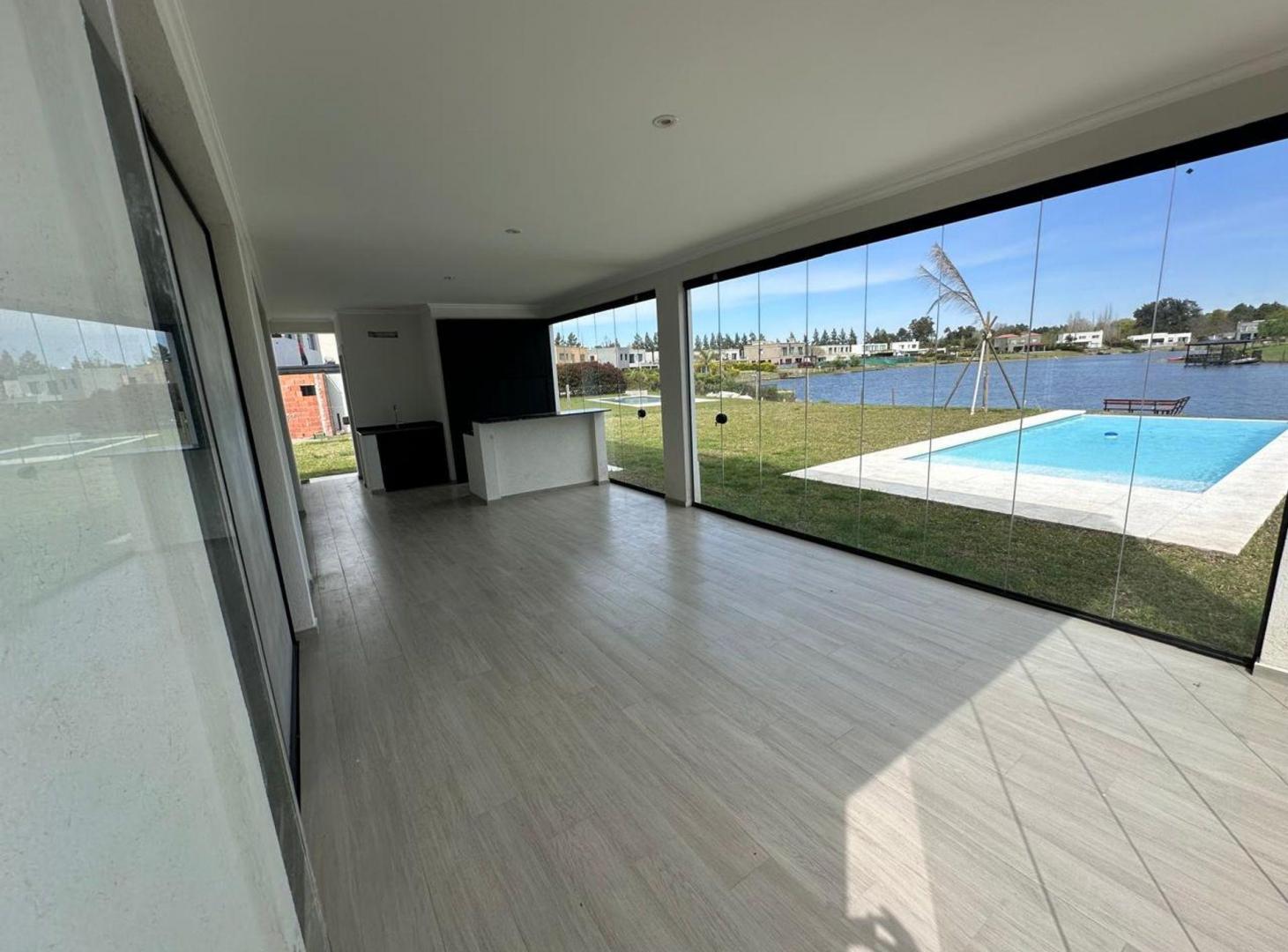 Foto de VENTA CASA 5 AMB AL AGUA ESTILO FRANCES S MATíAS, imagen 4