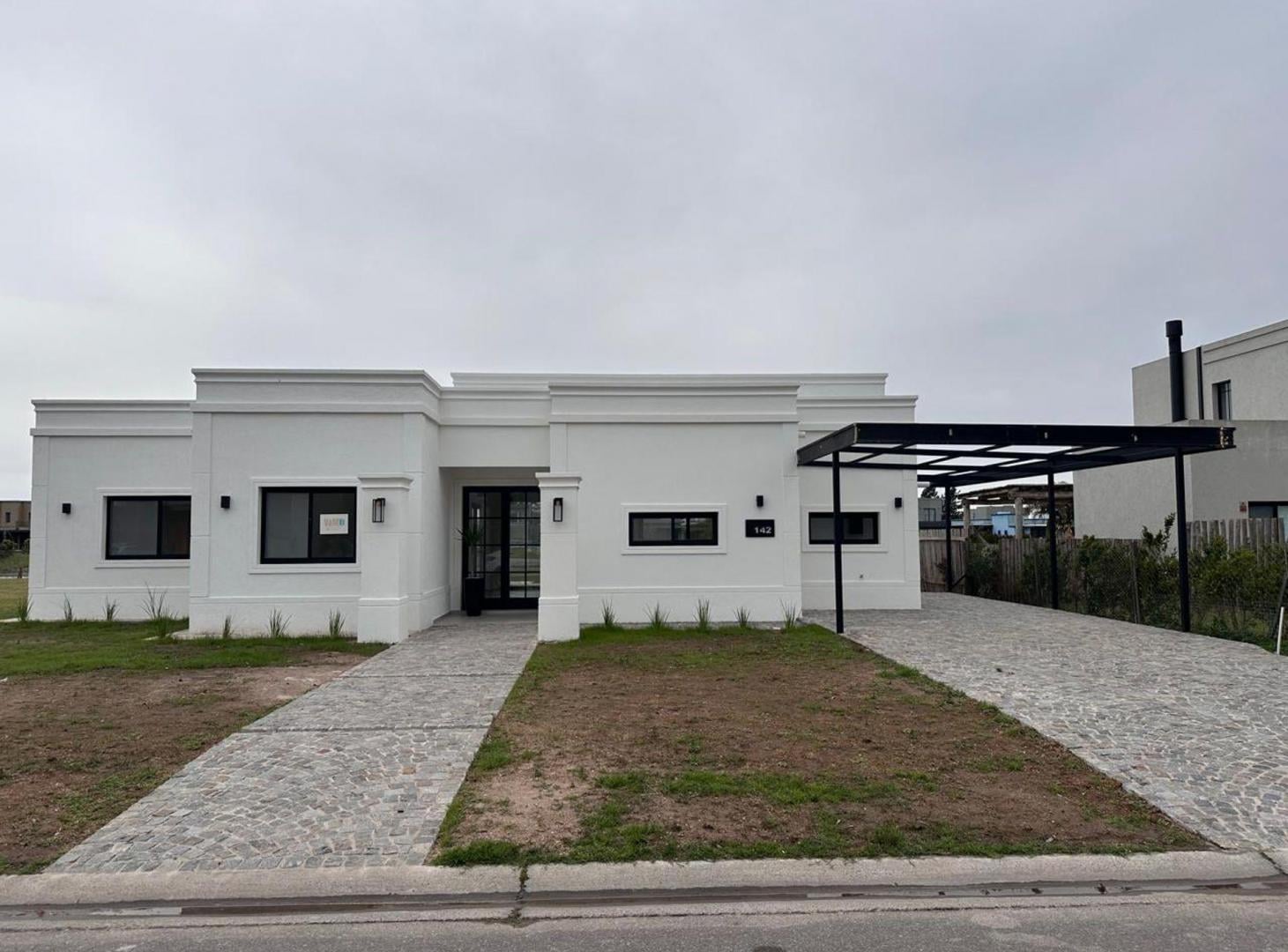 Foto de VENTA CASA 5 AMB AL AGUA ESTILO FRANCES MODERNO, imagen 4