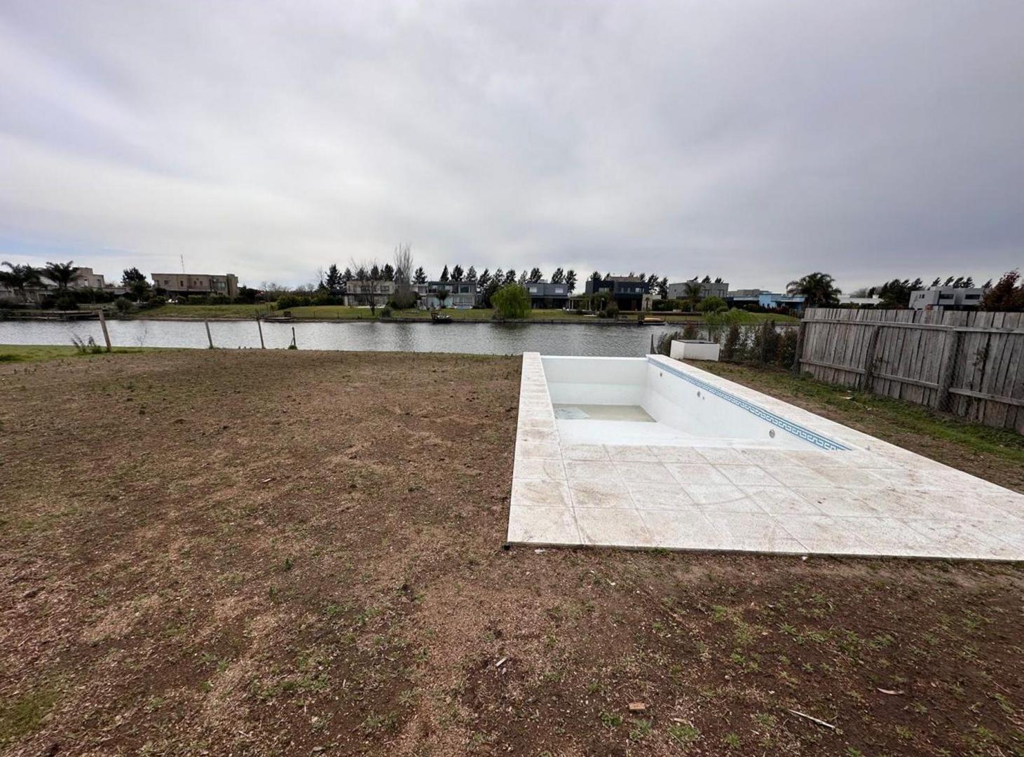 Foto de VENTA CASA 5 AMB AL AGUA ESTILO FRANCES MODERNO, imagen 5