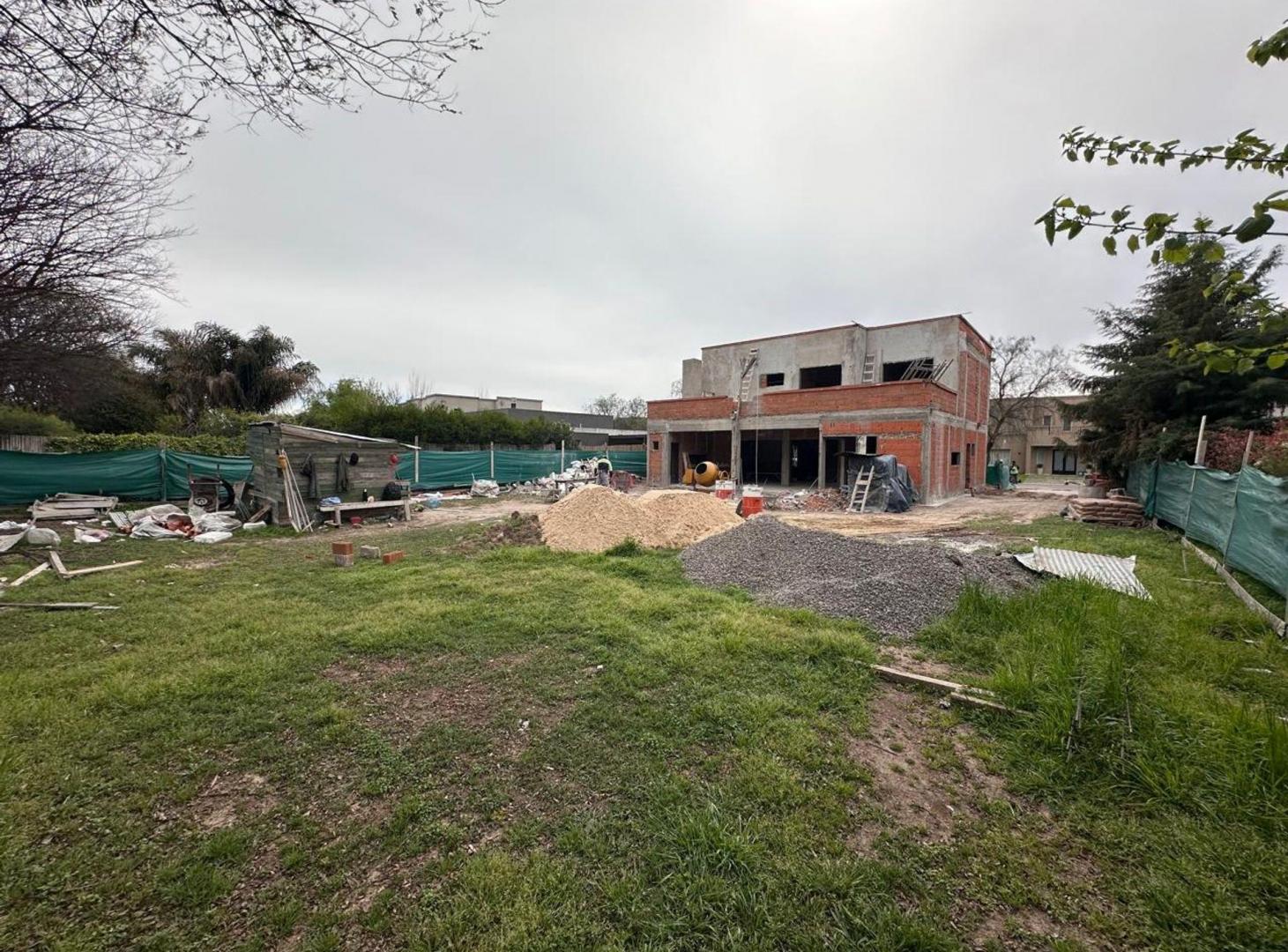 Foto de CASA EN VENTA 6 AMB EN 2 PLANTAS RASGOS MODERNOS, imagen 1