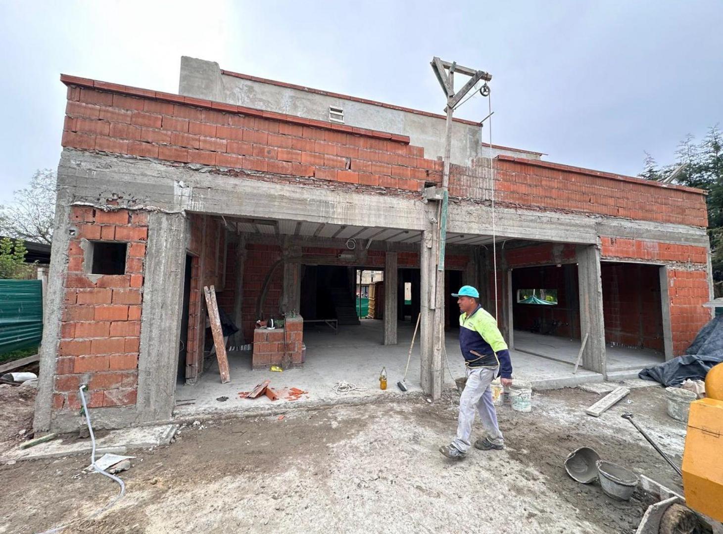 Foto de CASA EN VENTA 6 AMB EN 2 PLANTAS RASGOS MODERNOS, imagen 5