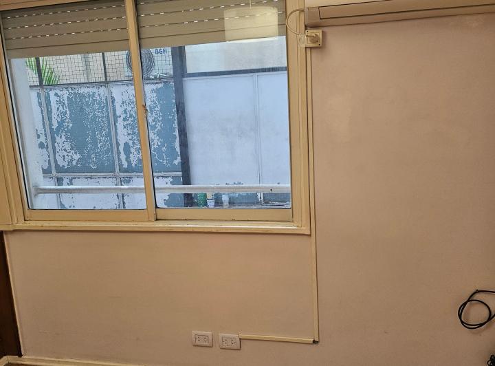 Dueño Alquila Excelente departamento de 3 Ambientes y dos patios en primer piso 2