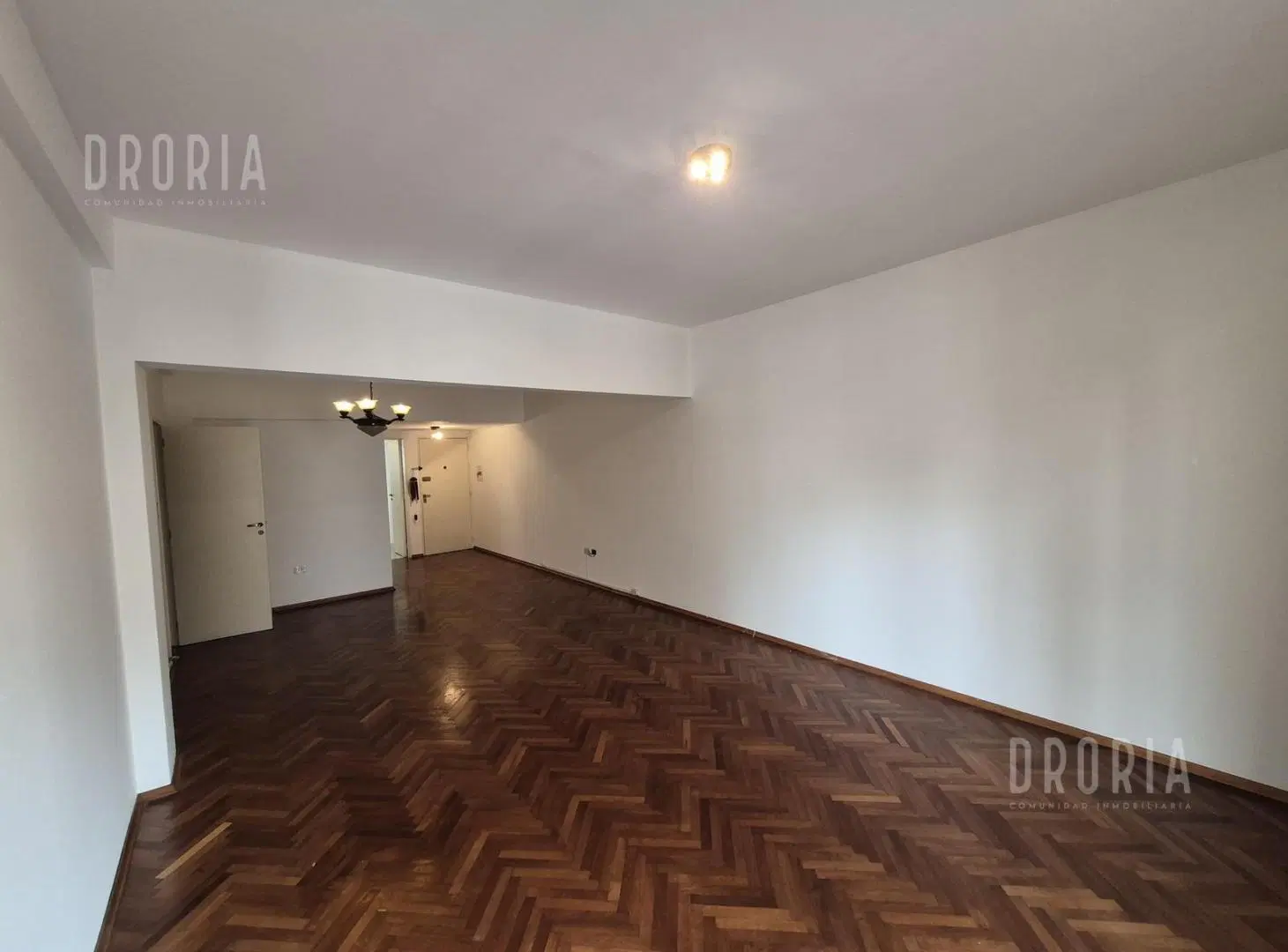 Departamento enorme a metros de cañada! 3 dorm, frente con gran balcon! impecable 5