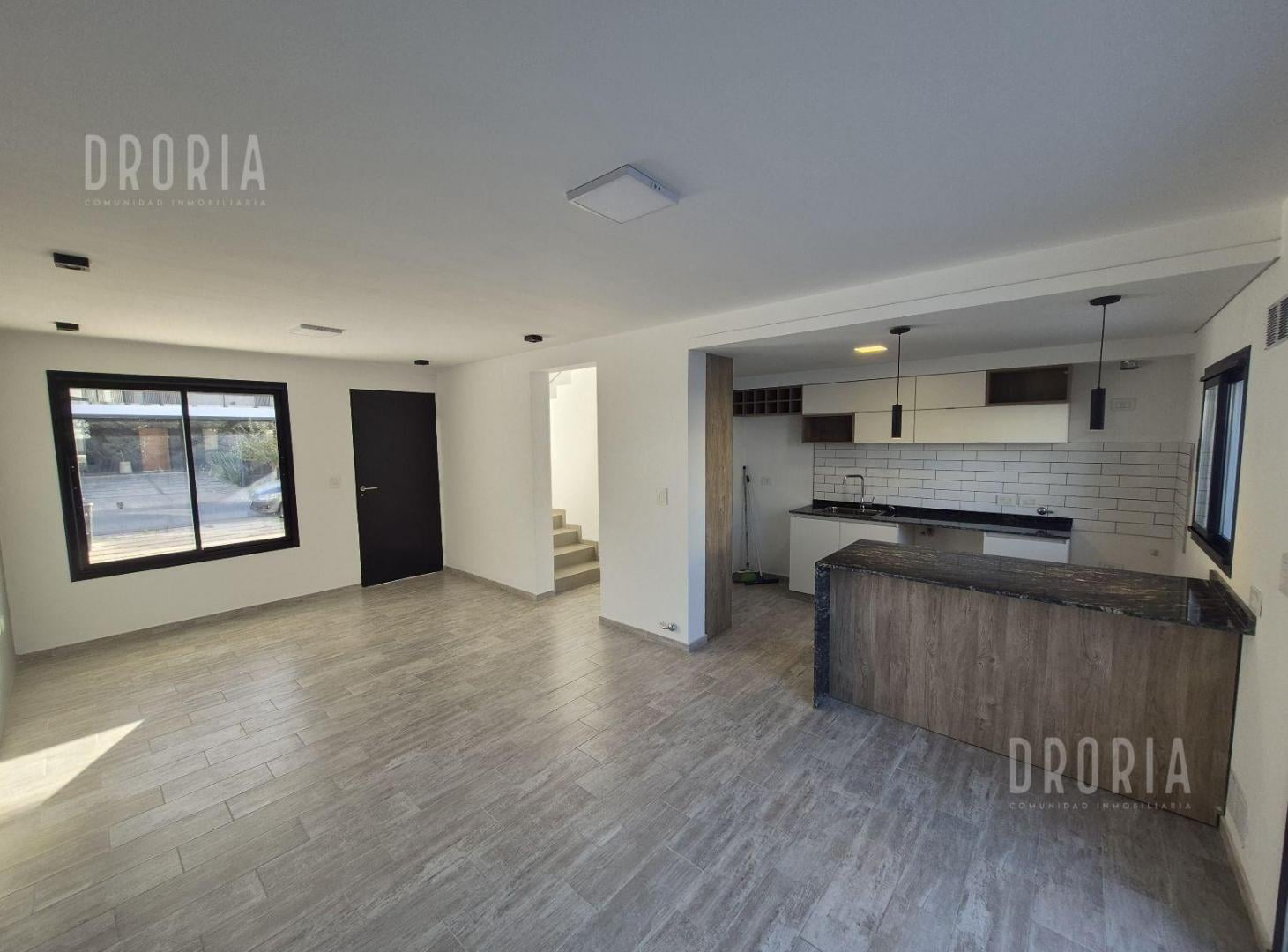 Foto de Dúplex Prados de Manantiales - Terreno 150m2 , Impecable!, imagen 2