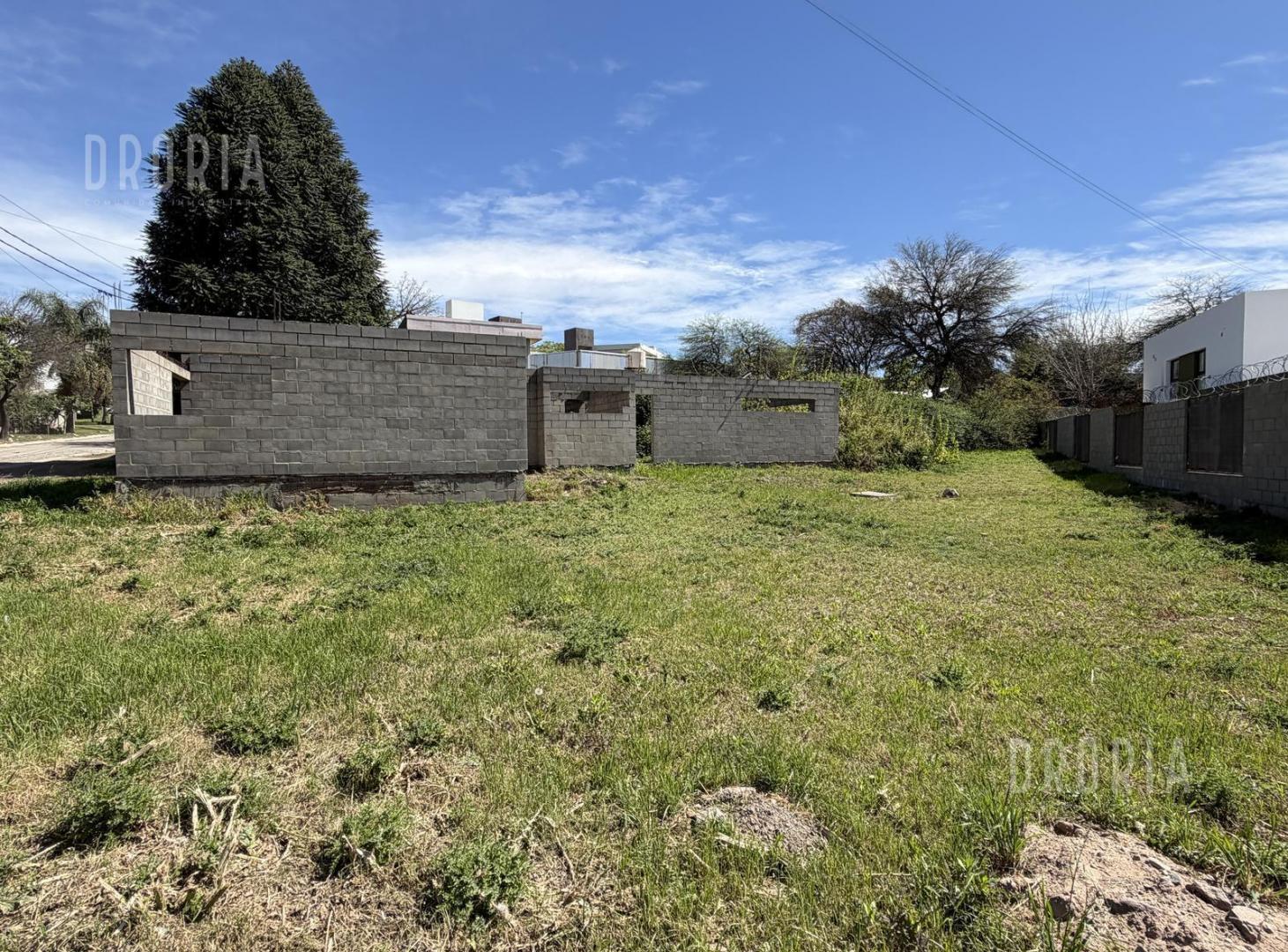 Foto de LOTE CON PROYECTO APROBADO EN CUESTA COLORADA., imagen 4