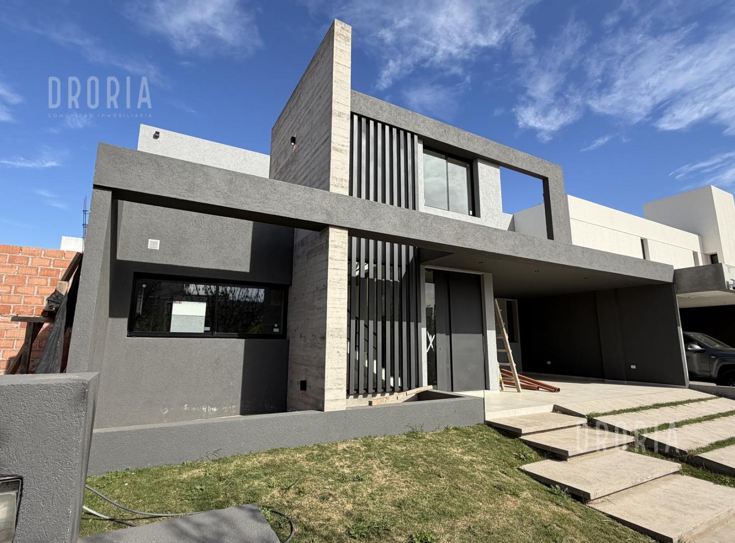 Foto de Se vende casa en Lomas de Manantiales, imagen 1
