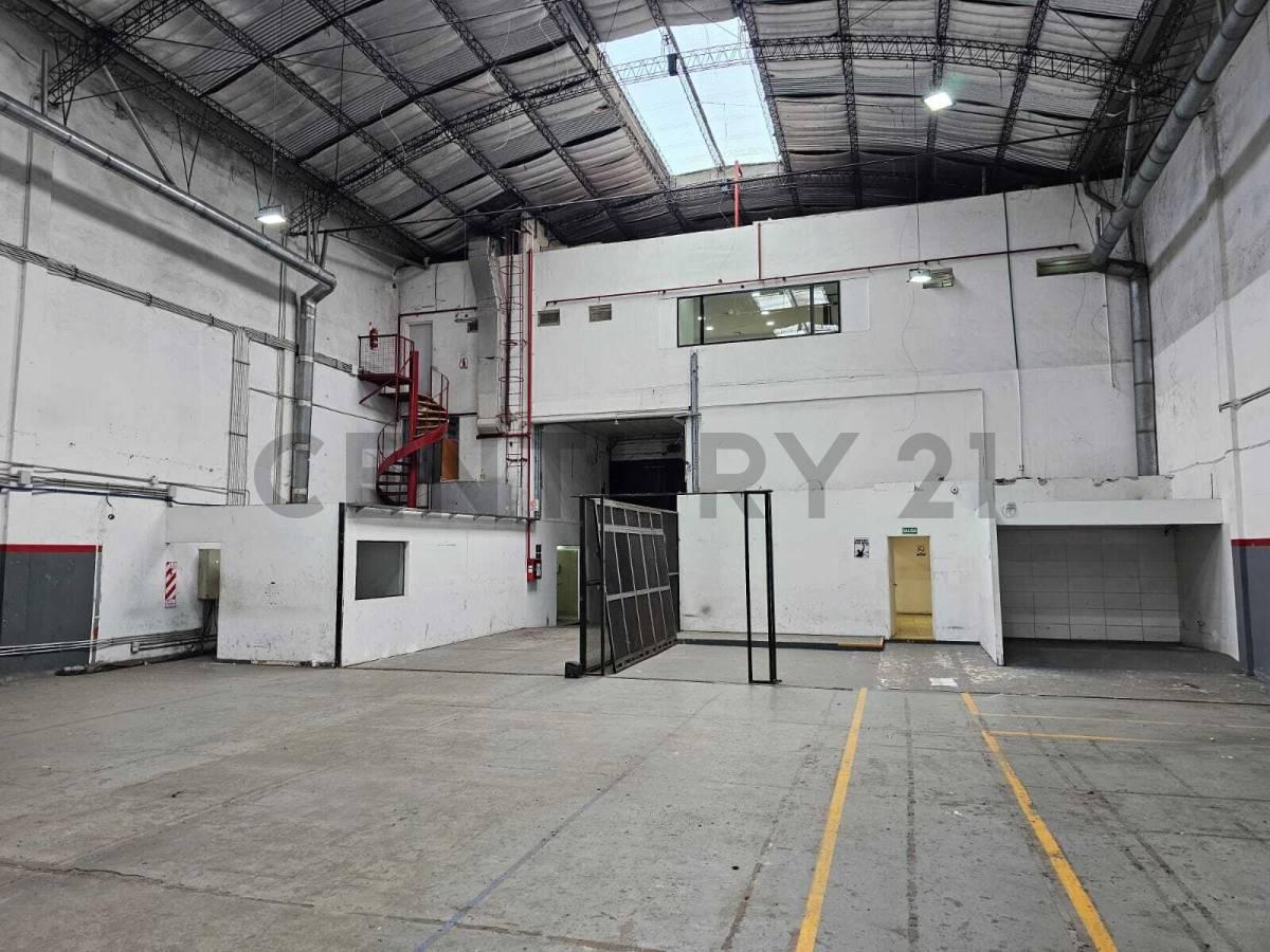 Venta Galpón Industrial La Paternal 1250 m² 3