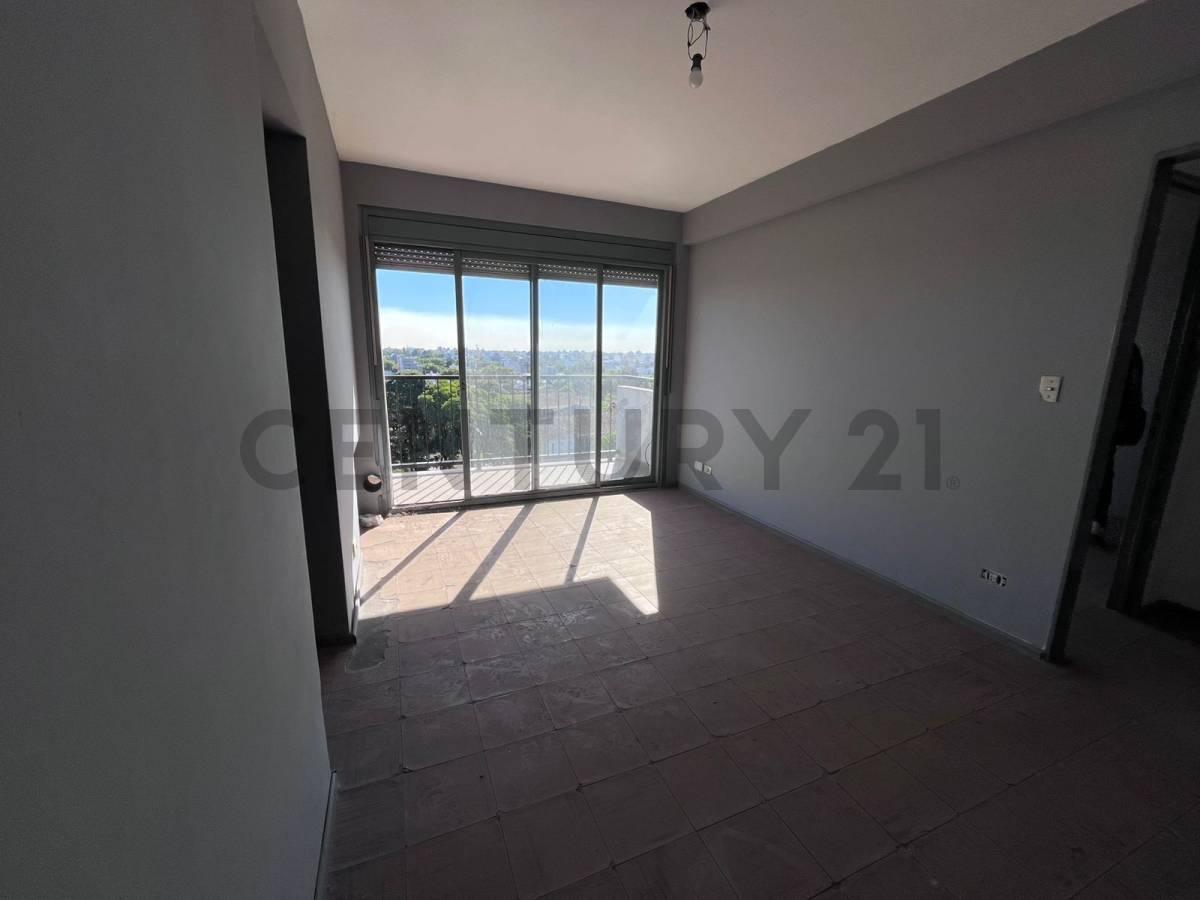 Departamento de 2 Ambientes con Balcon Al Frente y Vista Panoramica en Villa Ortuzar Apto Credito 1
