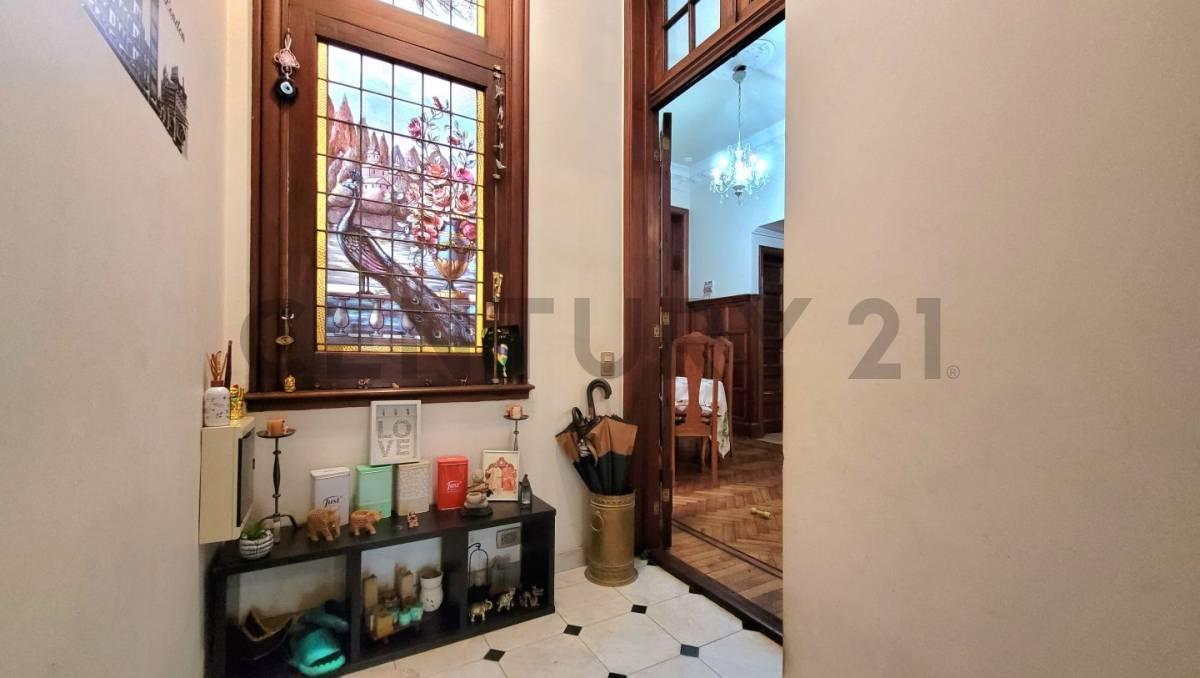 Casa en Venta en Flores con Patio 4