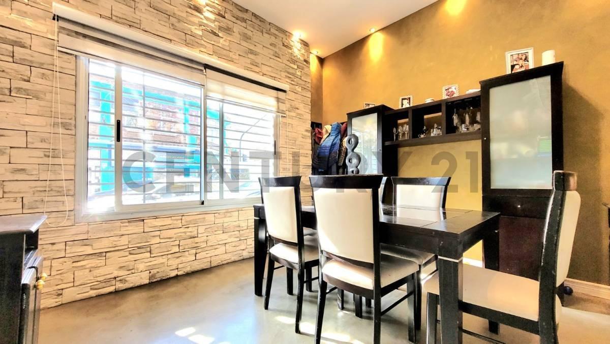 Foto de VENTA VILLA DEVOTO CASA 5 AMB CON GARAGE, imagen 4