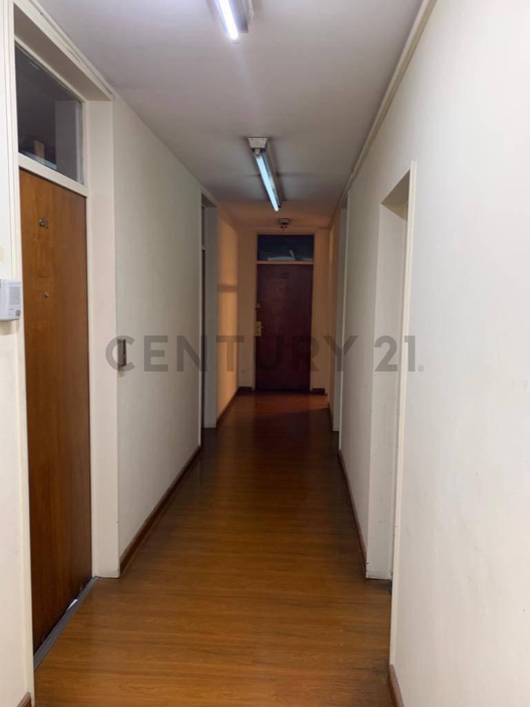 Foto de Oficina 22mts Corrientes y Maipú, Microcentro sin baño, imagen 5
