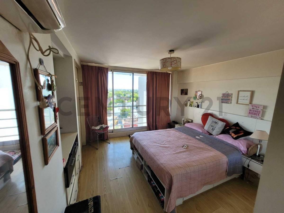Departamento en Duplex 4 Ambientes - 3 Baños Completos - Villa Urquiza - Oportunidad 1