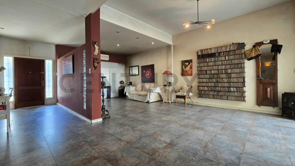 Venta Casa 6 Ambientes con Pileta en Olivos, Vicente Lopez 3