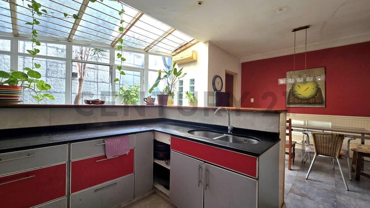 Venta Casa 6 Ambientes con Pileta en Olivos, Vicente Lopez 5