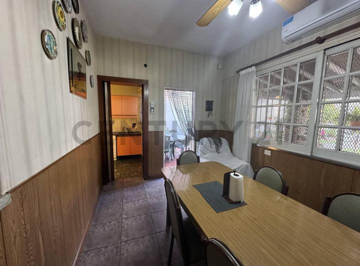 Venta Casa en San Martin a dos cuadras de Tribunales de San Martin 4