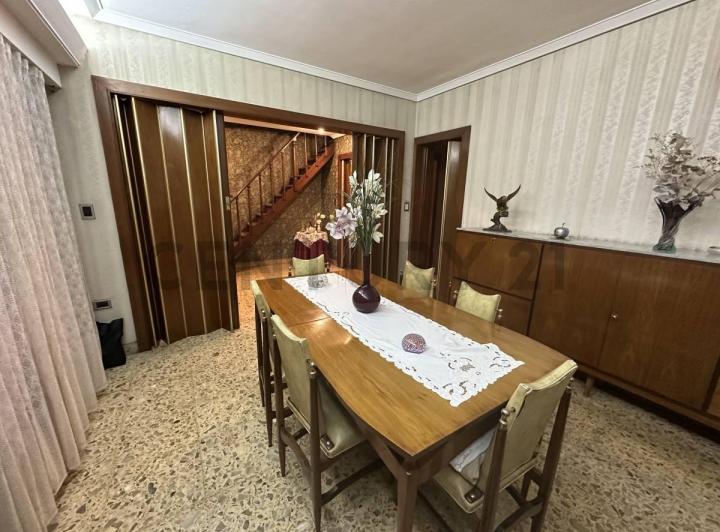 Venta Casa en San Martin a dos cuadras de Tribunales de San Martin 2