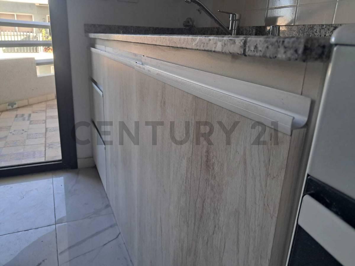 Foto de EXCELENTE DEPARTAMENTO 3 AMB. EN VENTA ZONA SAENZ PEÑA, imagen 5
