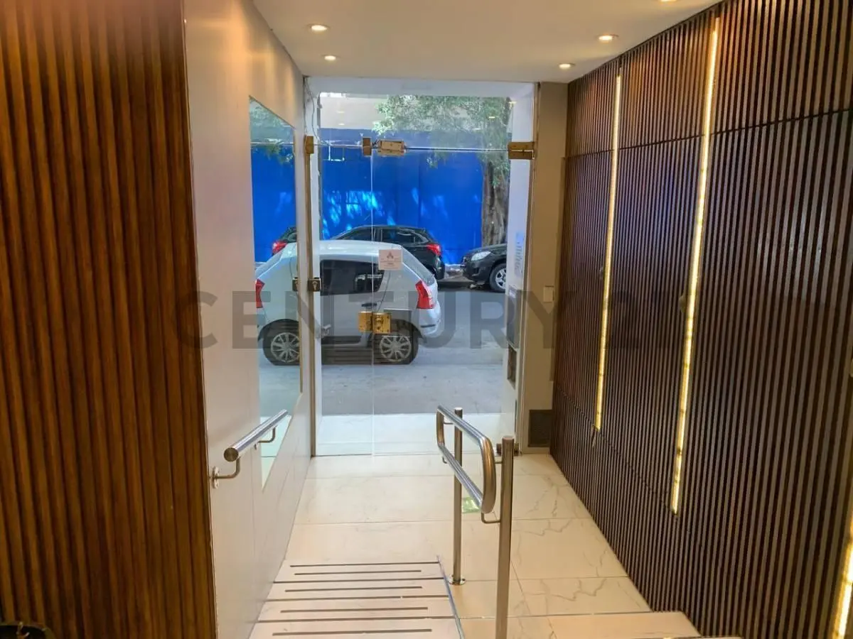 Venta Departamento al frente de 4 ambientes con patio y balcón en Almagro 4