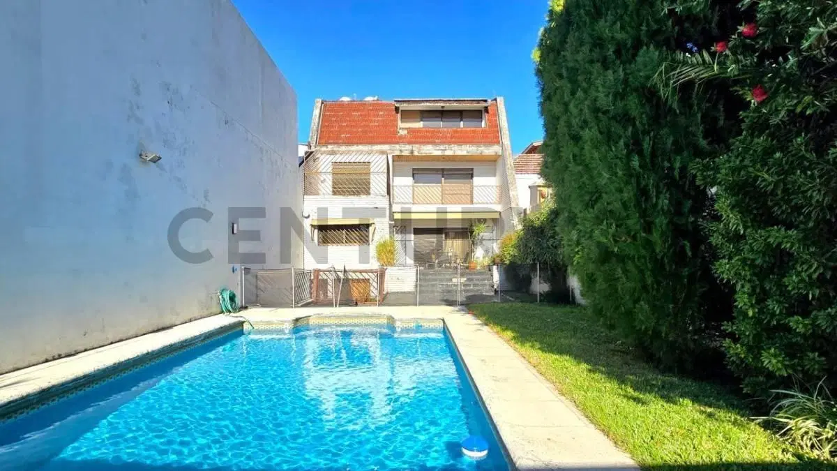VENTA CASA 6 AMBIENTES EN VILLA PUEYRREDÓN CON COCHERA, BALCÓN, PILETA,QUINCHO CON PARRILLA y JARDÍN 5