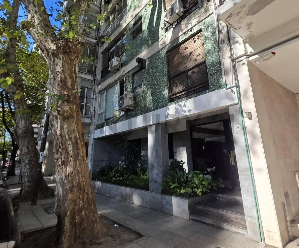 Palermo alquiler monoambiente Con Balcón contra frente muy luminoso! 2