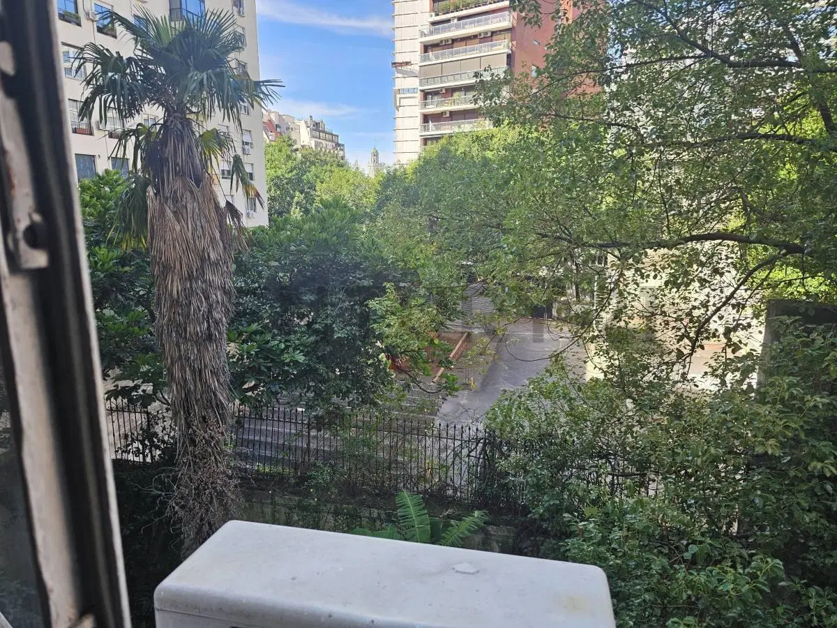 Venta Departamento de Categoría 4 Ambientes con Dependencia en Retiro | Amplia Planta 3