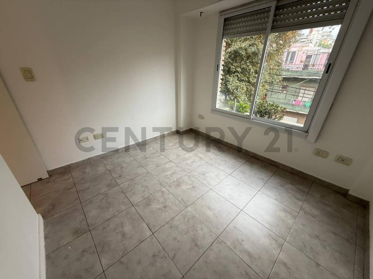Foto de Venta | 2 Ambientes luminoso con balcón al frente en Villa Urquiza, imagen 2