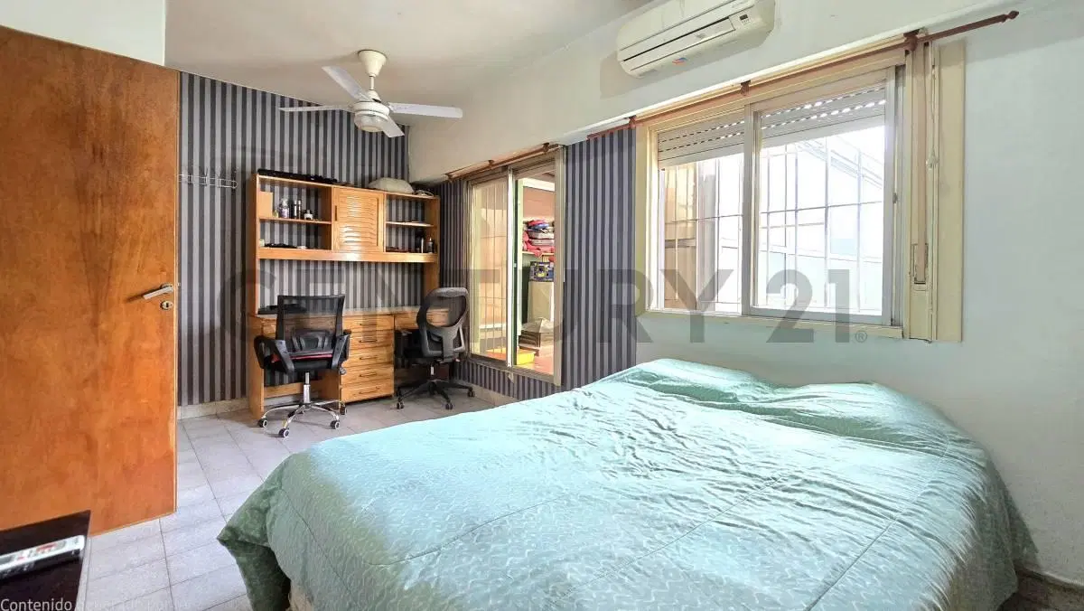VENTA  CASA DUPLEX 4 AMB MONTE CASTRO 2