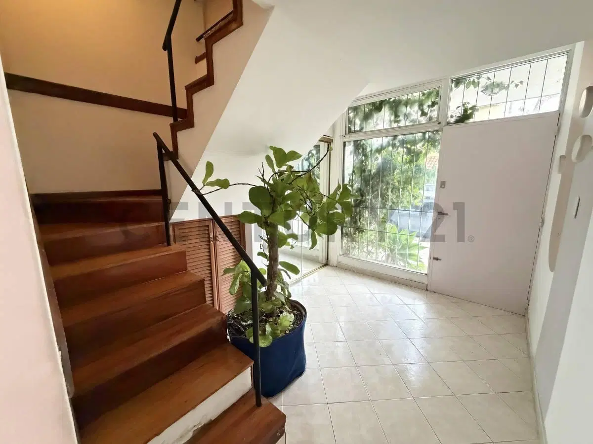 VENTA PH DUPLEX 4 AMBIENTES CON GARAGE, PATIO Y PARRILLA-ENTRADA INDEPENDIENTE-SIN EXPENSAS 4