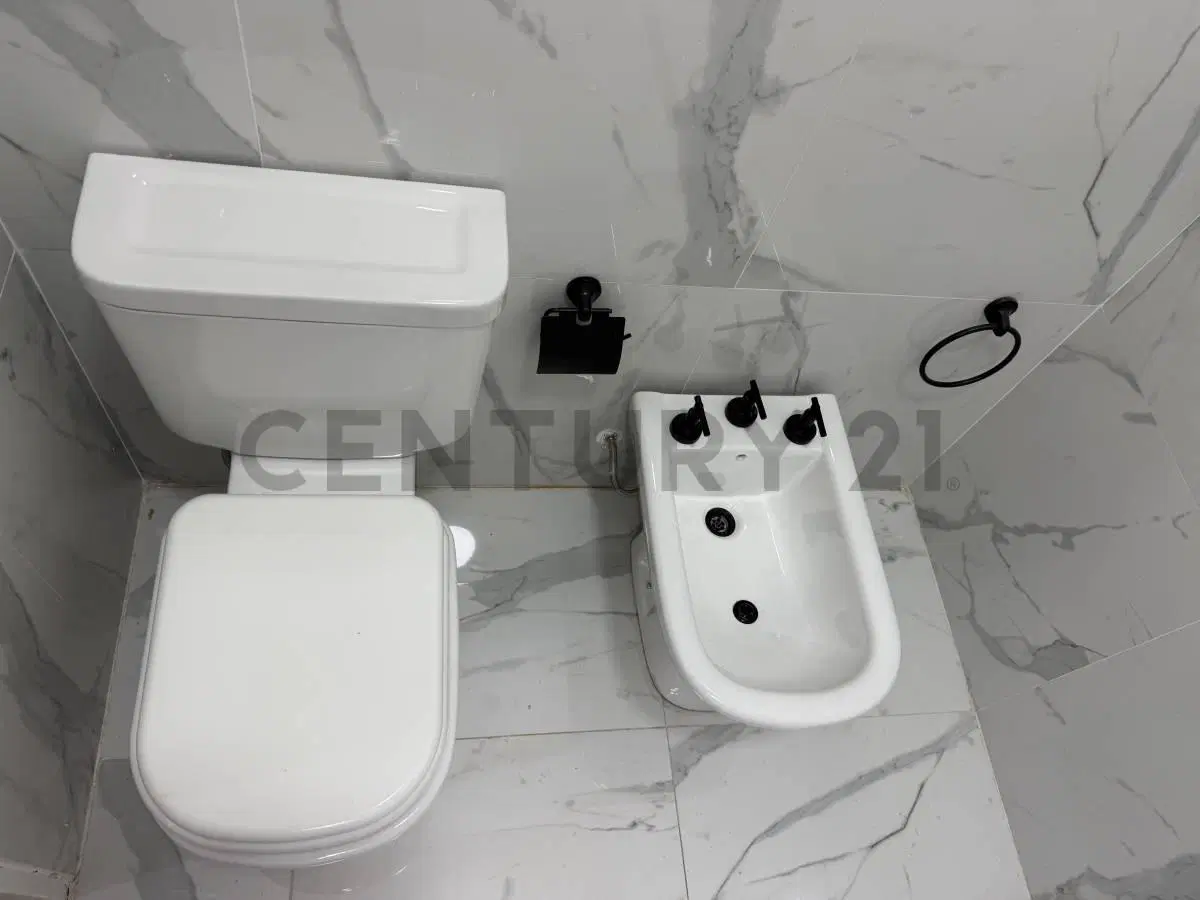 VENTA PH 3 AMBIENTES EN VILLA PUEYRREDON CON PATIO RECICLADO TODO NUEVO 4