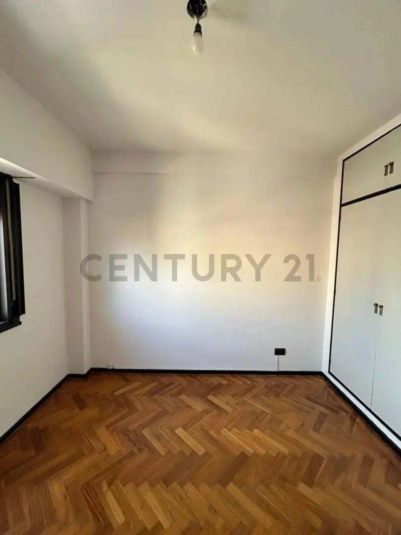 VENTA DEPARTAMENTO 3 AMBIENTES EN VILLA DEVOTO CON BALCON AL FRENTE 3