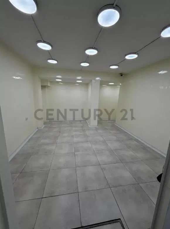 VENTA EDIFIICIO LABORATORIO EN CIUDADELA 8