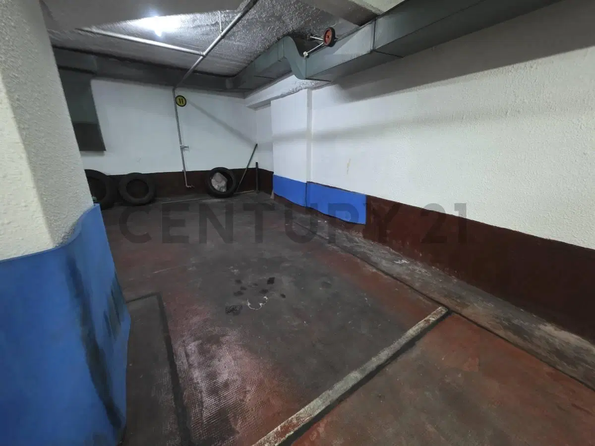 Alquiler de 4 Ambientes con dependencia en Palermo chico Cochera Balcon Categoria seguridad 4