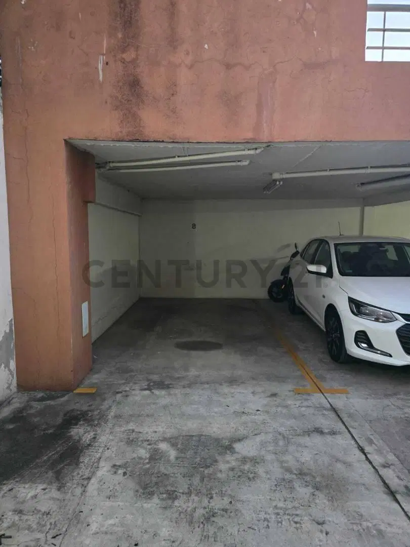 VENTA COCHERA CUBIERTA RAMPA FIJA VILLA URQUIZA 2