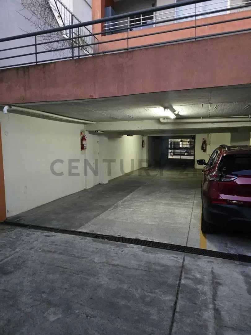 VENTA COCHERA CUBIERTA RAMPA FIJA VILLA URQUIZA 6