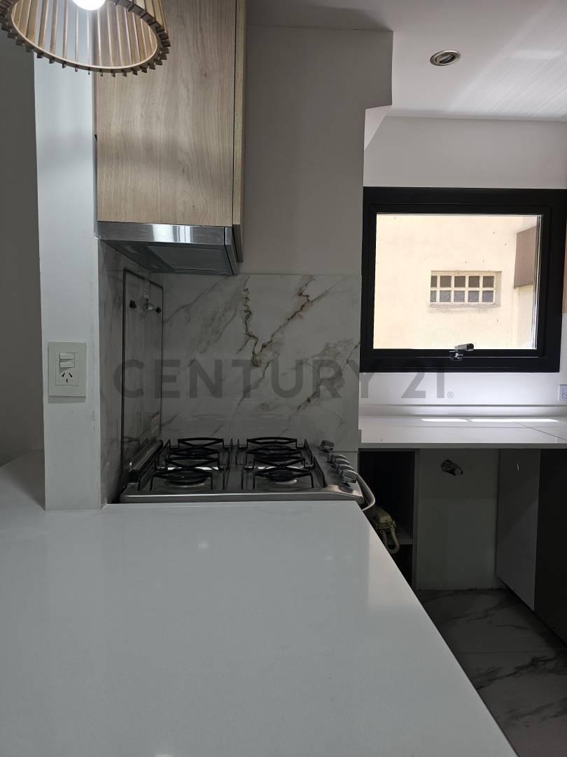 Foto de Alquiler Departamento 3 Amb en Palermo Hollywood – Luminoso, Balcón y, imagen 3