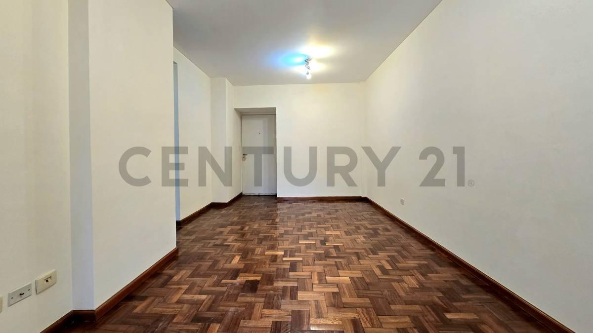 Foto de VENTA DEPARTAMENTO DOS AMBIENTES EN VILLA URQUIZA CON BALCON CORRIDO, imagen 4