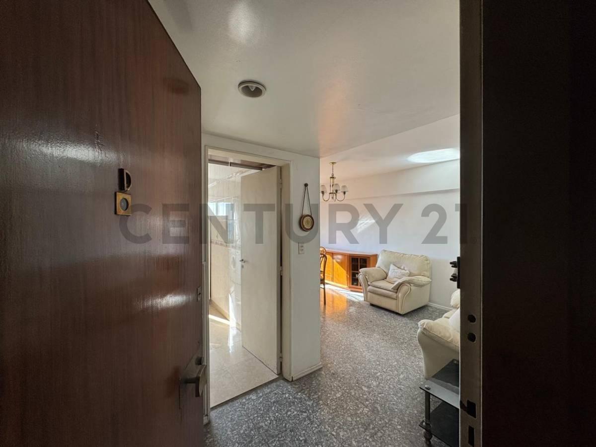 Foto de VENTA DEPARTAMENTO 4 AMBIENTES EN CABALLITO, imagen 2