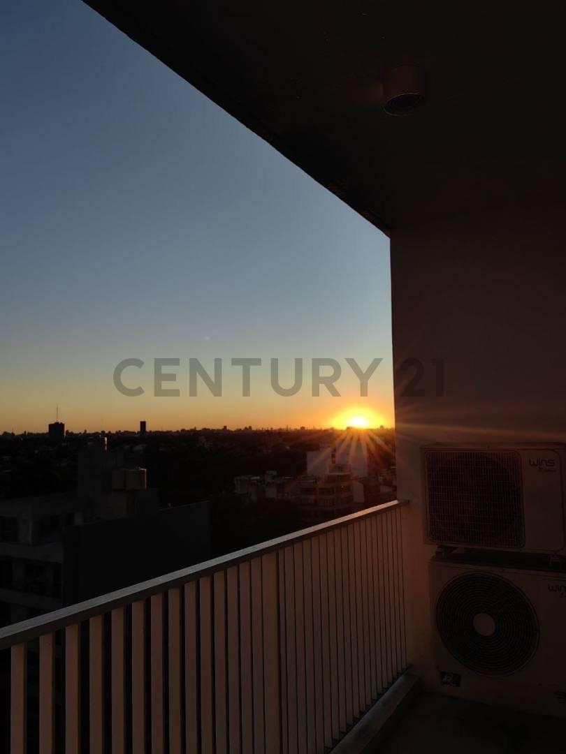 Foto de VENTA 2 AMBIENTES PISO 10 CON ESCRITORIO, BALCÓN Y VISTA ABIERTA-SAN, imagen 2